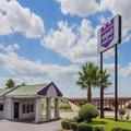 Exterior of Knights Inn Franklin Ave Waco