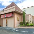 Exterior of Knights Inn South Hackensack