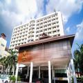 Exterior of La Mai Hotel