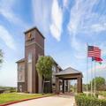 Image of La Quinta Inn & Suites by Wyndham Angleton