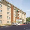 Exterior of La Quinta Inn & Suites by Wyndham Baltimore N / White Marsh