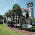 Photo of La Quinta Inn & Suites by Wyndham Baton Rouge Denham Springs