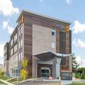Exterior of La Quinta Inn & Suites by Wyndham Bloomington