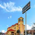Exterior of La Quinta Inn & Suites by Wyndham DFW Airport West - Bedford