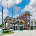 Image of La Quinta Inn & Suites by Wyndham Dallas - Las Colinas