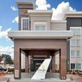 Image of La Quinta Inn & Suites by Wyndham Dallas Love Field