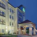 Image of La Quinta Inn & Suites by Wyndham Dfw Airport West Euless
