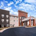 Exterior of La Quinta Inn & Suites by Wyndham Elkhart