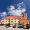 Photo of La Quinta Inn & Suites by Wyndham Floresville