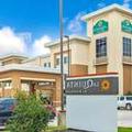 Photo of La Quinta Inn & Suites by Wyndham Gonzales Tx