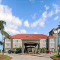 Photo of La Quinta Inn & Suites by Wyndham Mercedes Outlet Mall