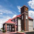 Exterior of La Quinta Inn & Suites by Wyndham Midland North