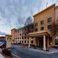 Image of La Quinta Inn & Suites by Wyndham Milwaukee Bayshore Area