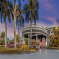 Image of La Quinta Inn & Suites by Wyndham Naples Downtown