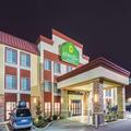 Exterior of La Quinta Inn & Suites by Wyndham O'fallon Il St. Louis