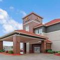 Image of La Quinta Inn & Suites by Wyndham Orange