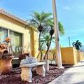 Exterior of La Quinta Inn & Suites by Wyndham Orlando Universal Area