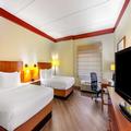 Photo of La Quinta Inn & Suites by Wyndham Raleigh Crabtree