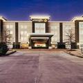 Exterior of La Quinta Inn & Suites by Wyndham Starkville at Msu