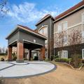 Exterior of La Quinta Inn & Suites by Wyndham Vicksburg