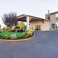 Photo of La Quinta Inn & Suites by Wyndham Woodburn