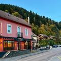 Exterior of Les Chatelminés & Restaurant
