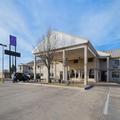 Exterior of Motel 6 Amarillo, TX
