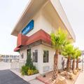 Exterior of Motel 6 El Paso, TX - Airport - Fort Bliss