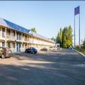 Exterior of Motel 6 Ferndale Wa