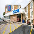 Exterior of Motel 6 Minneapolis Airport Mall of America