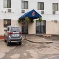 Exterior of Motel 6 Saint Paul, MN - I-94
