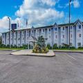 Exterior of Motel 6 Sutherlin, OR