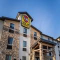 Exterior of My Place Hotel Marion Oh