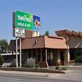 Exterior of New SunFlower Inn