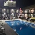 Exterior of Niagara Falls Courtside Inn