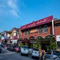 Exterior of OYO 434 Marbella Hotel