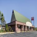 Exterior of OYO Hotel Wade/Fayetteville I-95 South