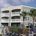 Exterior of Ocean Gate at Hibiscus Resort
