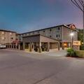 Photo of Orangewood Inn & Suites Midtown
