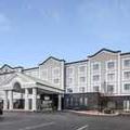 Exterior of Park Manor Hotel