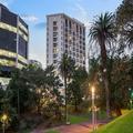 Exterior of Parkside Hotel & Apartments Auckland
