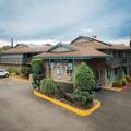 Exterior of Peppertree Inn