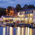 Exterior of Picton Harbour Inn