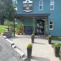 Exterior of Pine Tree Inn