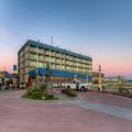 Exterior of Promenade Inn & Suites Oceanfront