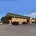 Exterior of Quality Inn Appleton West