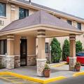 Exterior of Quality Inn Beloit
