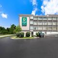 Exterior of Quality Inn Dayton Airport