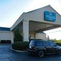 Exterior of Quality Inn Holly Springs South