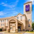 Exterior of Quality Inn Kansas City International Airport